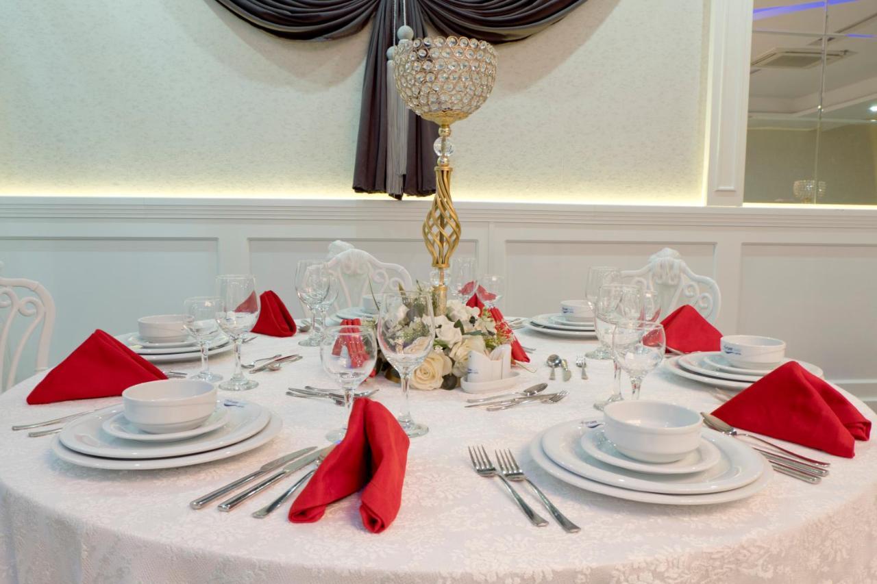 Forum Suite Otel เมร์ซีน ภายนอก รูปภาพ