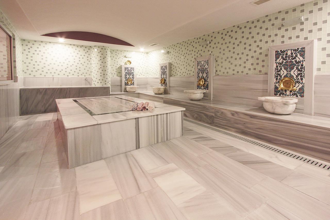 Forum Suite Otel เมร์ซีน ภายนอก รูปภาพ