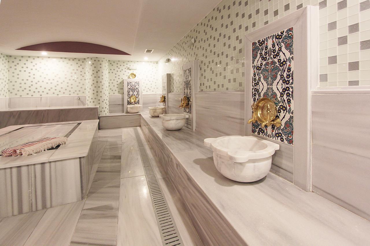 Forum Suite Otel เมร์ซีน ภายนอก รูปภาพ